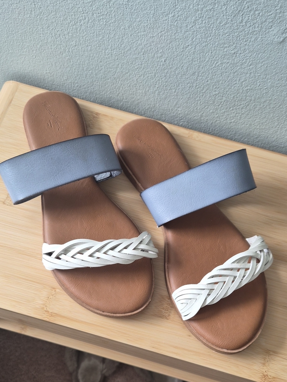 Universal Thread Women’s Slide Sandals in Light Blue, White and Tan